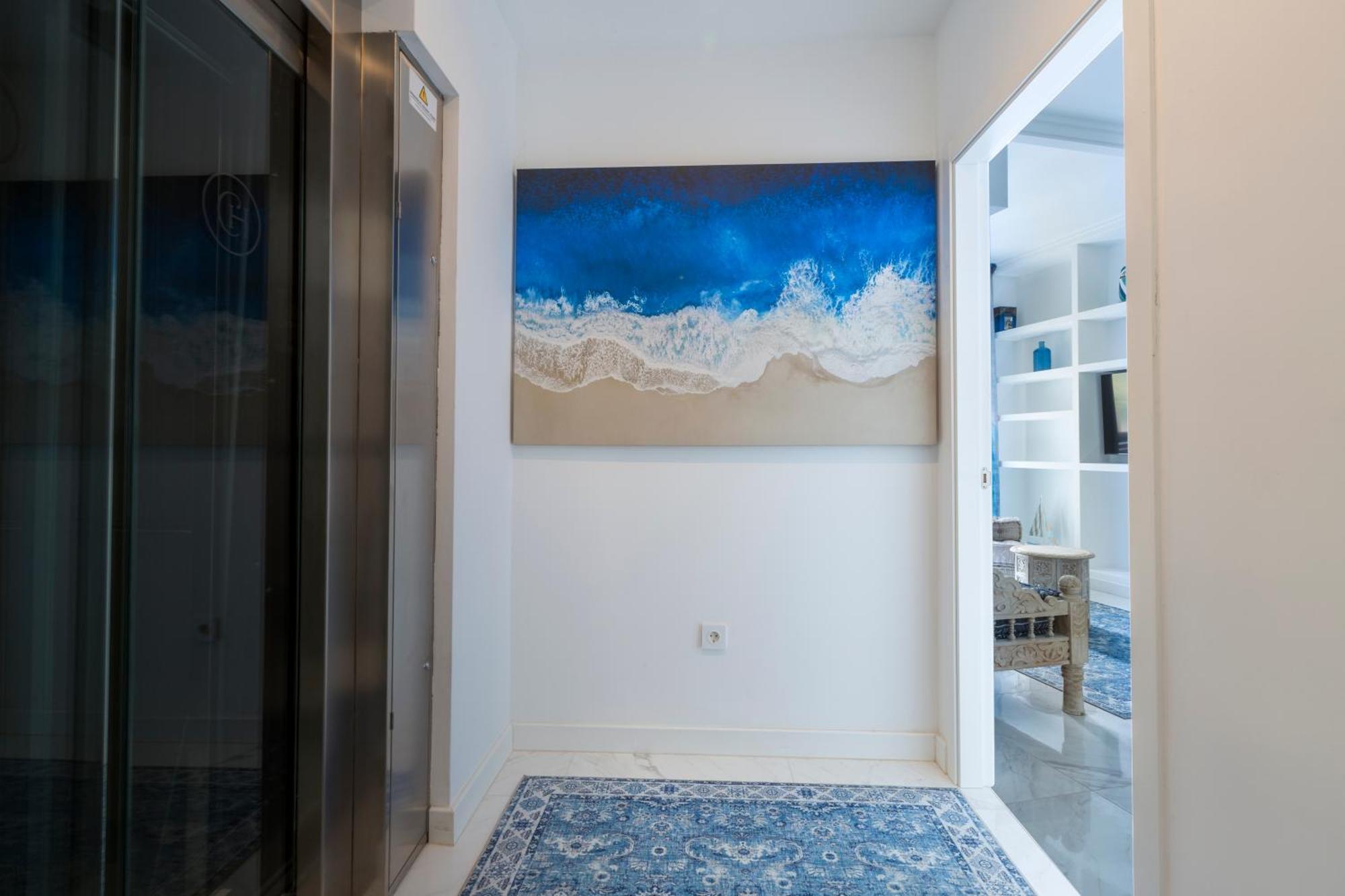 The Clock House Luxury Urban Suites Málaga Dış mekan fotoğraf