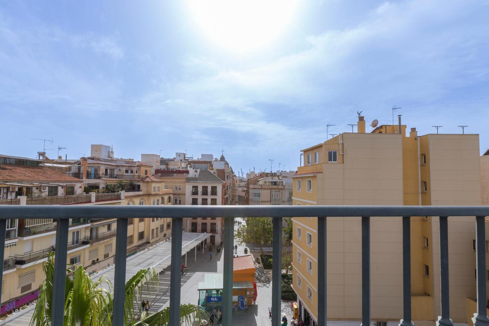 The Clock House Luxury Urban Suites Málaga Dış mekan fotoğraf