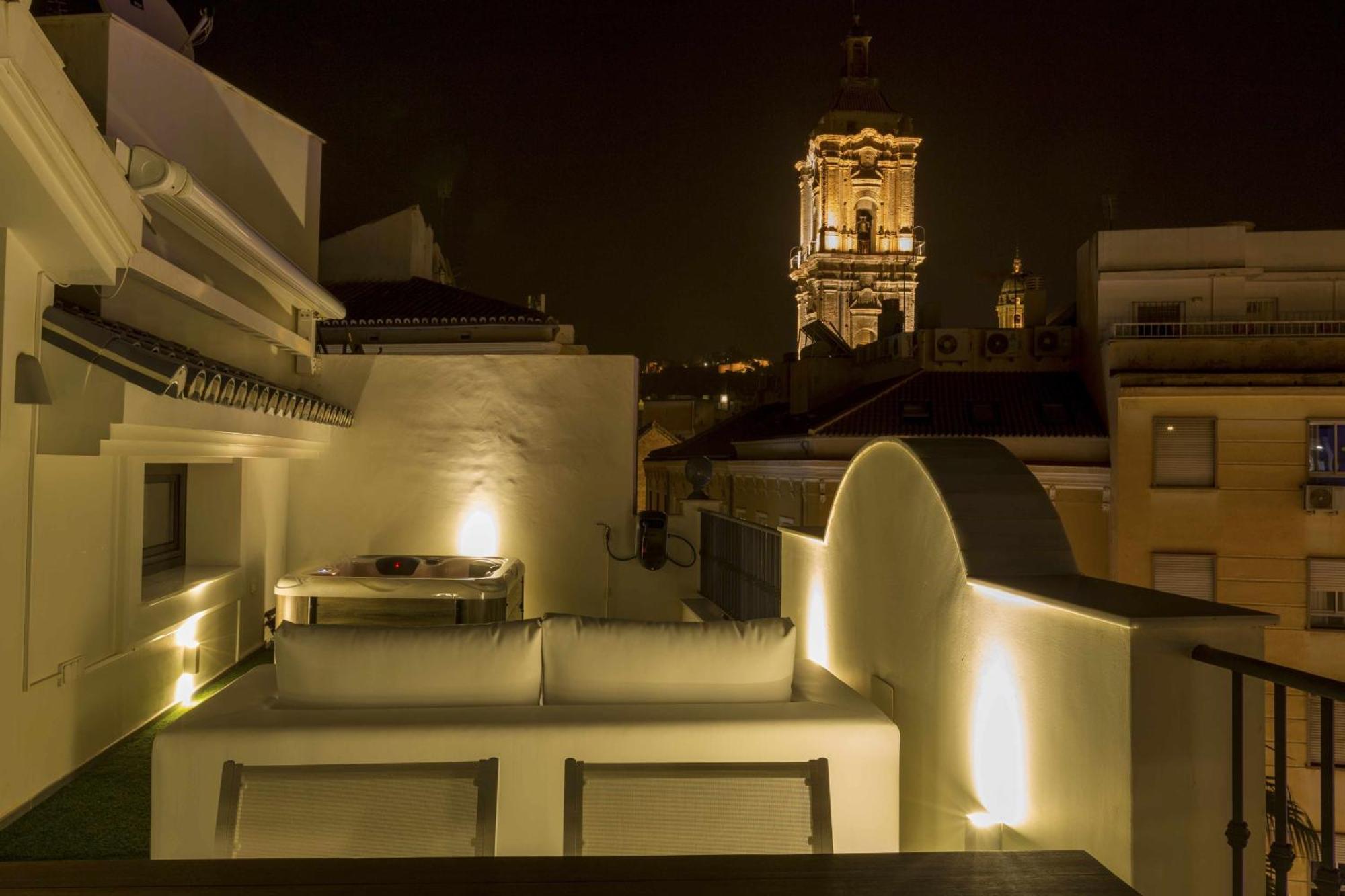 The Clock House Luxury Urban Suites Málaga Dış mekan fotoğraf